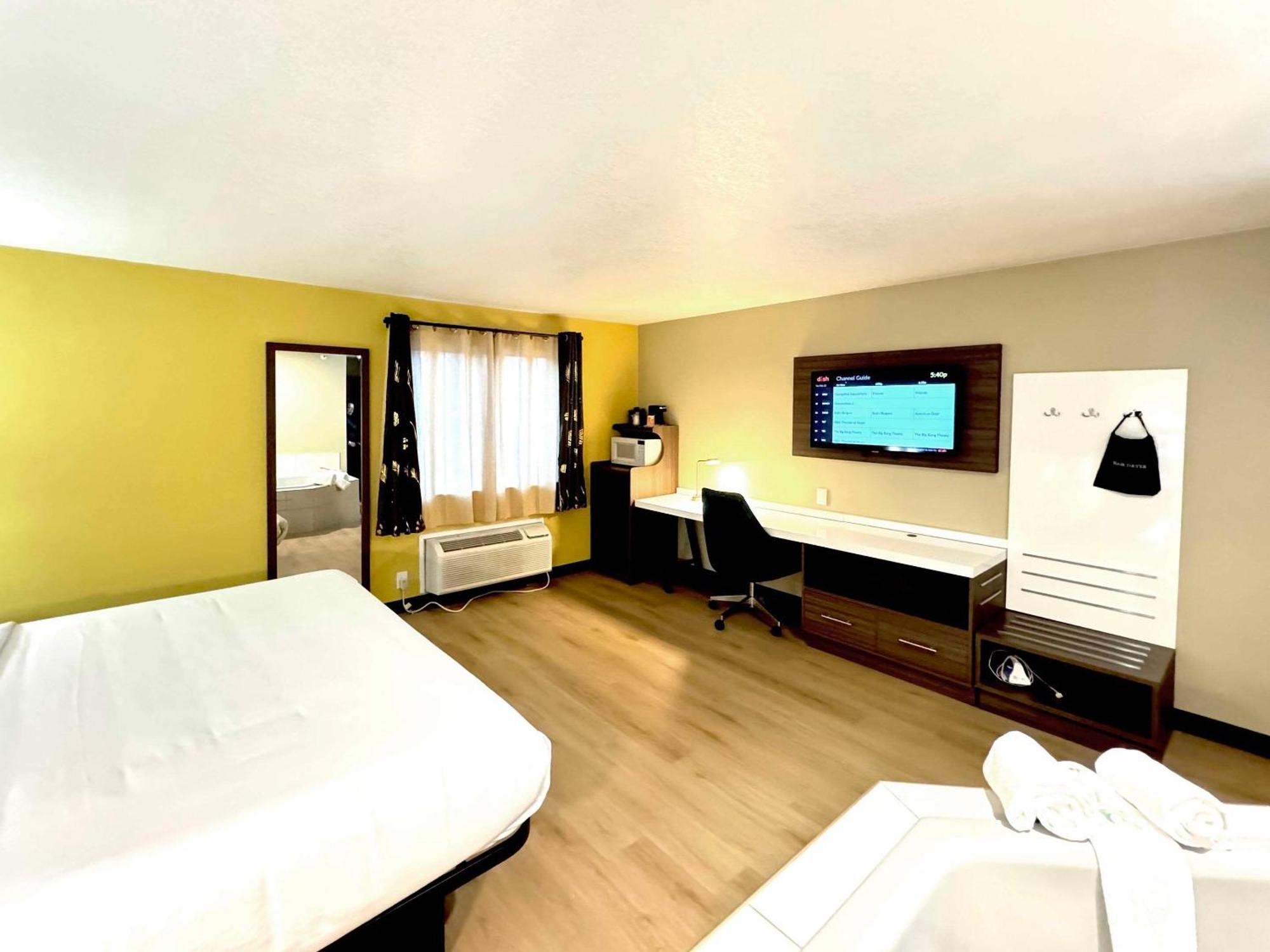 Quality Inn & Suites Willows Ngoại thất bức ảnh